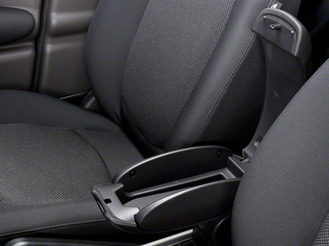 2011 MINI Cooper Countryman Base