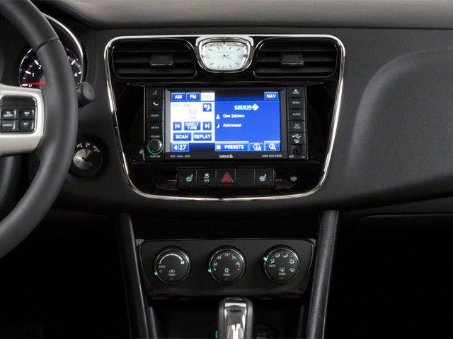 2012 Chrysler 200 Touring