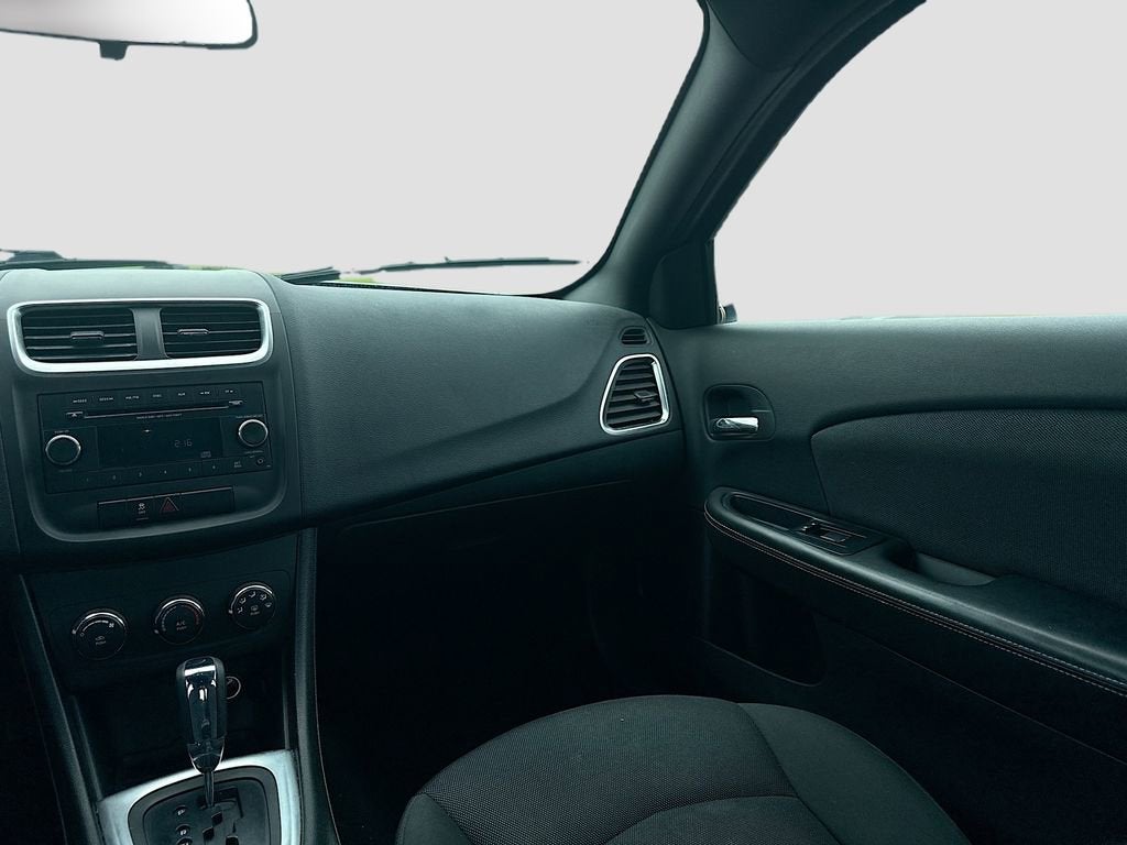 2012 Dodge Avenger SE