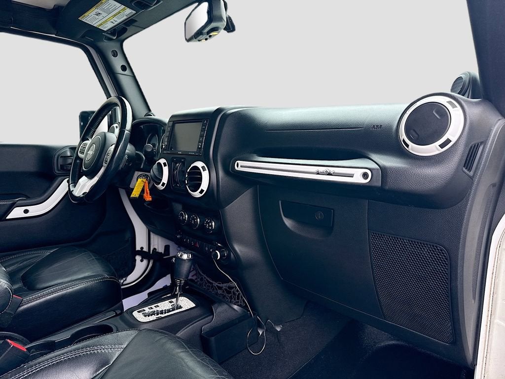 2014 Jeep Wrangler Unlimited Polar Edition