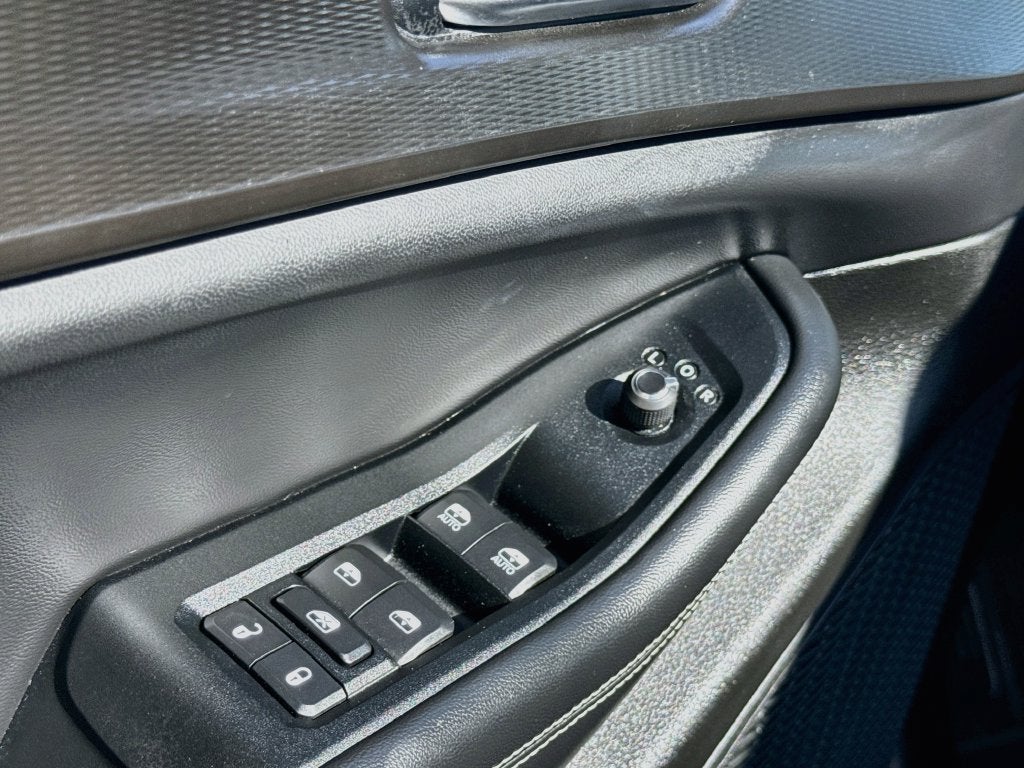 2023 Jeep Grand Cherokee L Laredo 4x4