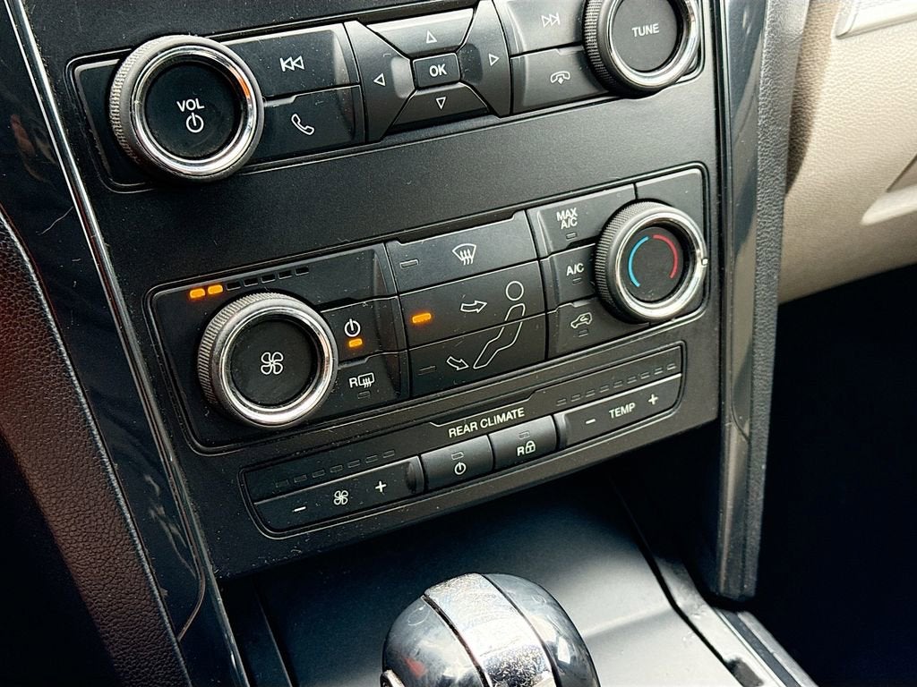 2018 Ford Explorer Base