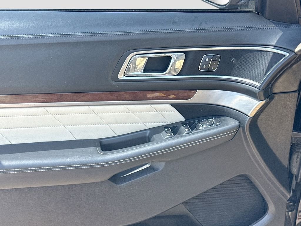 2016 Ford Explorer Platinum