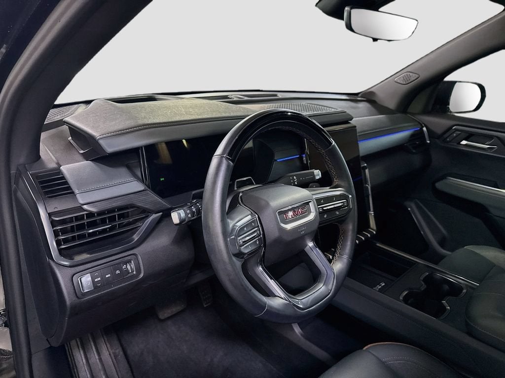 2024 GMC Acadia AT4
