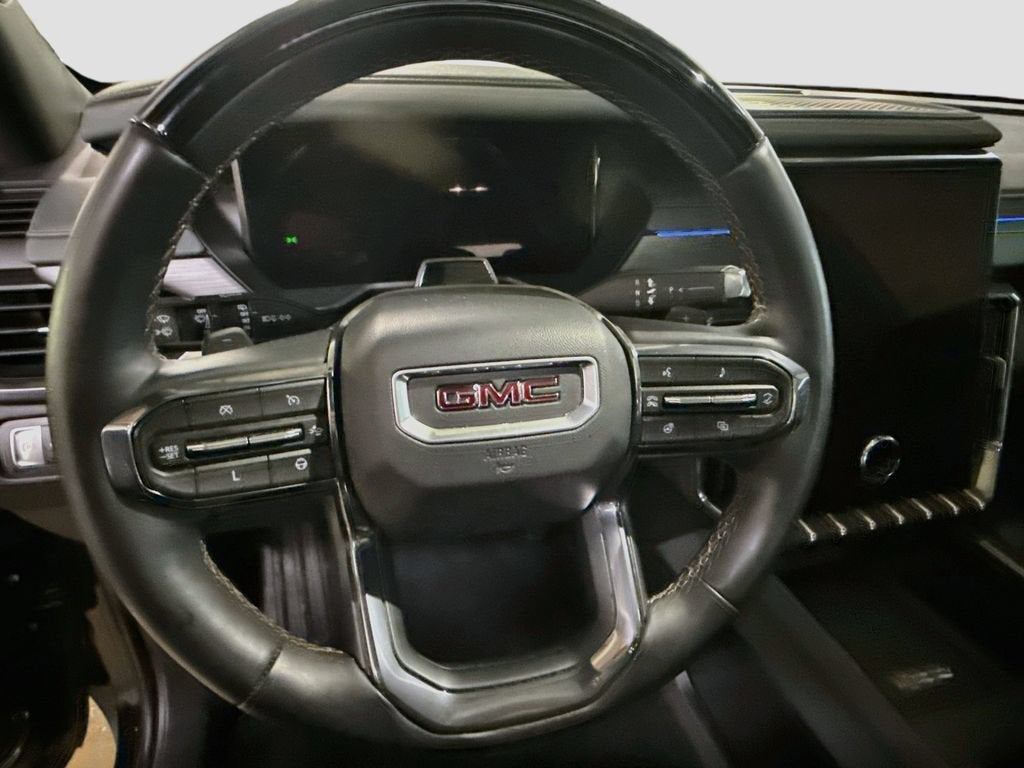 2024 GMC Acadia AT4