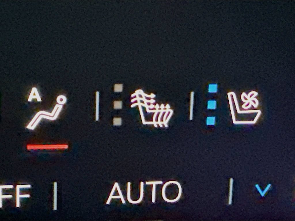 2024 GMC Acadia AT4