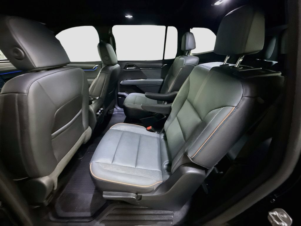 2024 GMC Acadia AT4