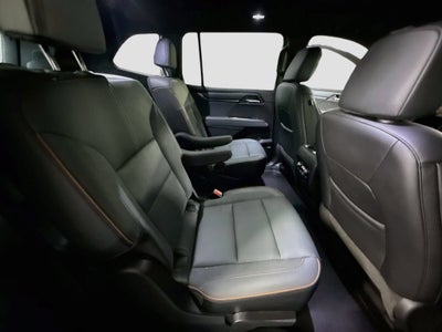 2024 GMC Acadia AT4