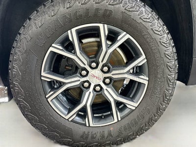 2024 GMC Acadia AT4