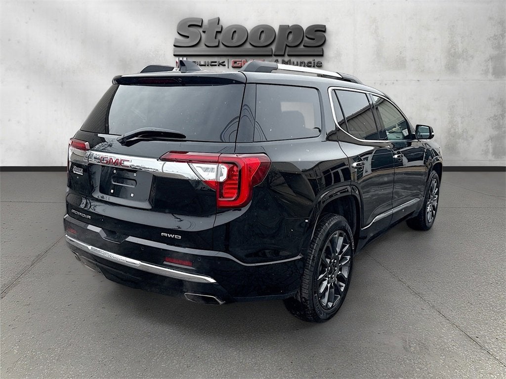 2023 GMC Acadia Denali