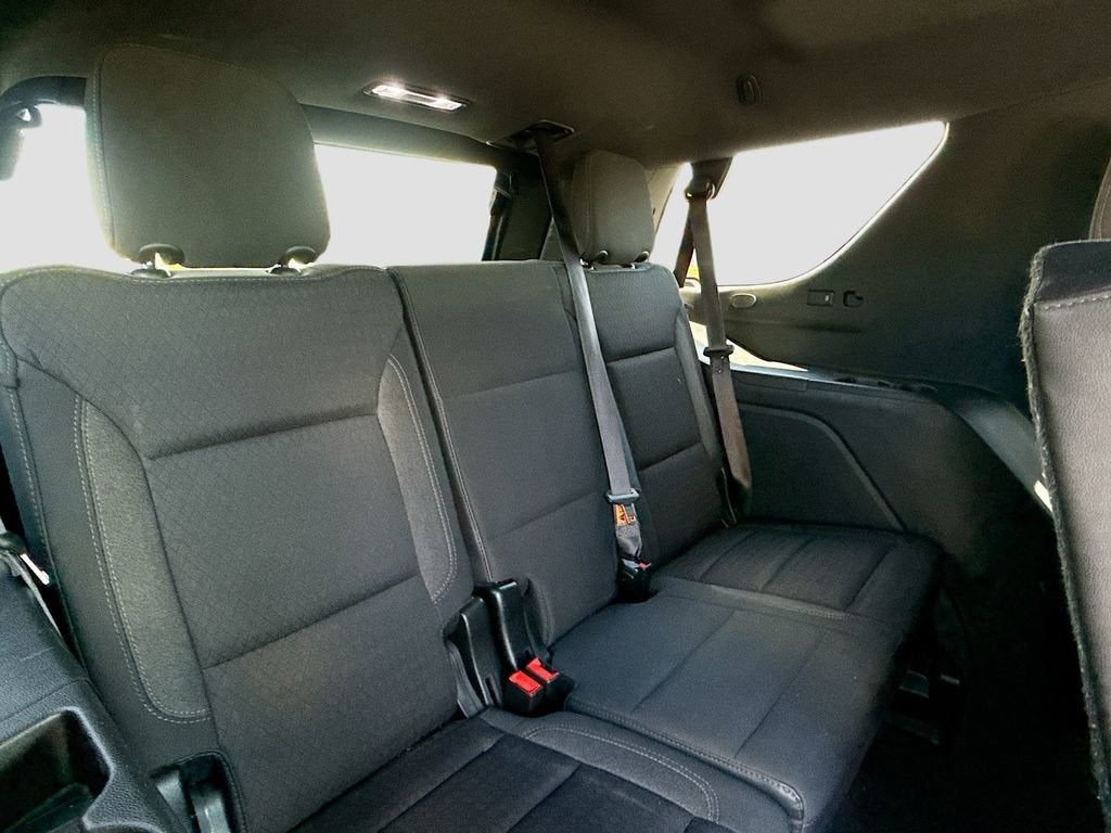2023 GMC Yukon SLE