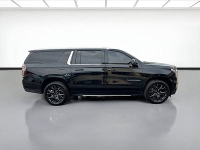 2024 Chevrolet Suburban LT