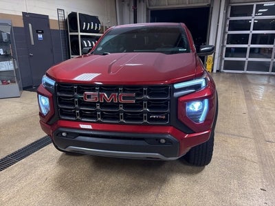 2024 GMC Canyon AT4