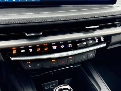 2025 Cadillac XT4 Premium Luxury