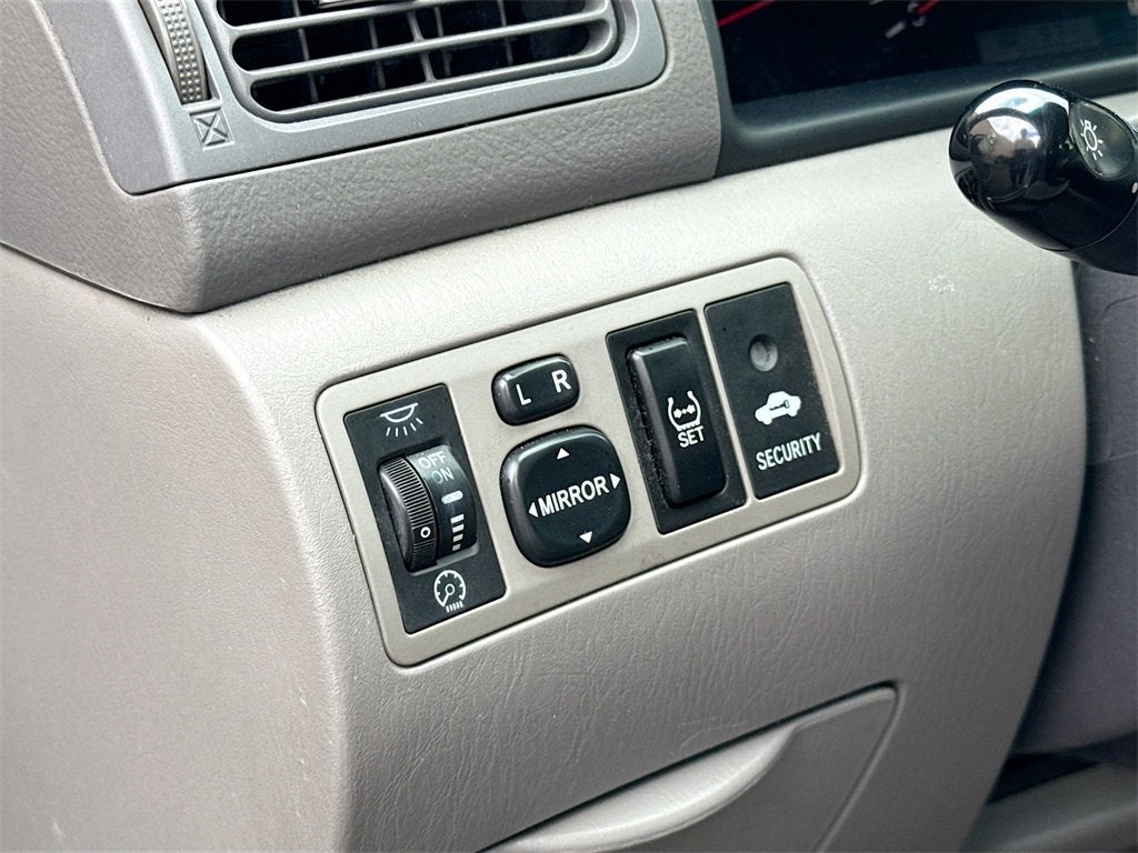 2005 Toyota Corolla CE