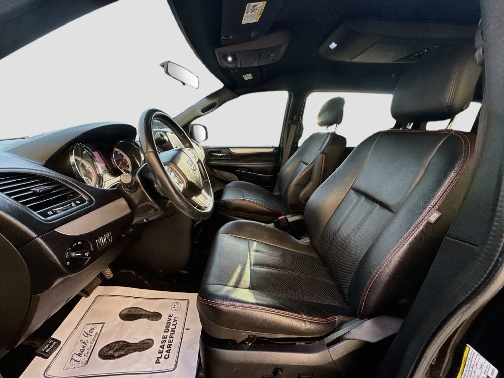 2016 Dodge Grand Caravan R/T