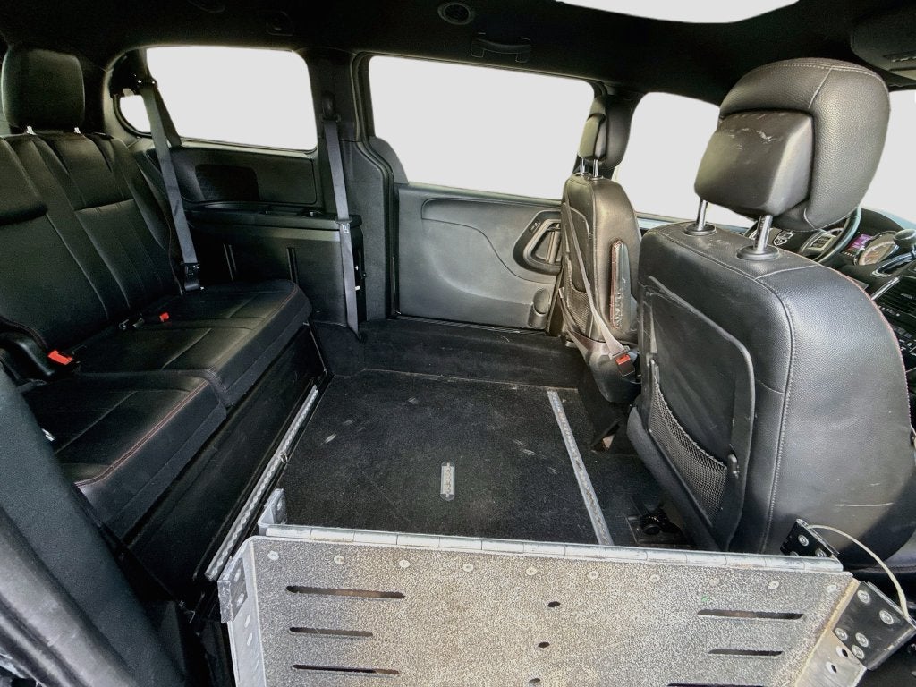 2016 Dodge Grand Caravan R/T