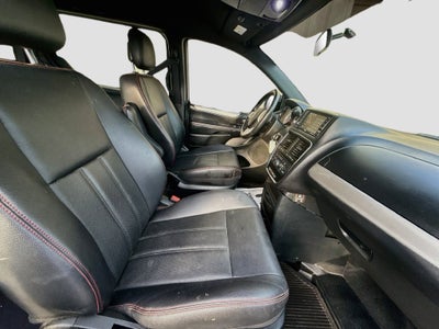 2016 Dodge Grand Caravan R/T
