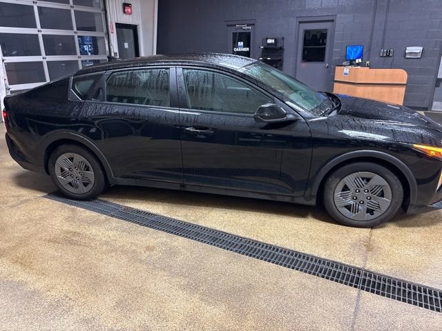 2025 Kia K4 LX