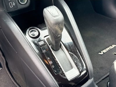 2022 Nissan Versa SV
