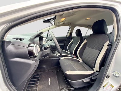 2022 Nissan Versa SV