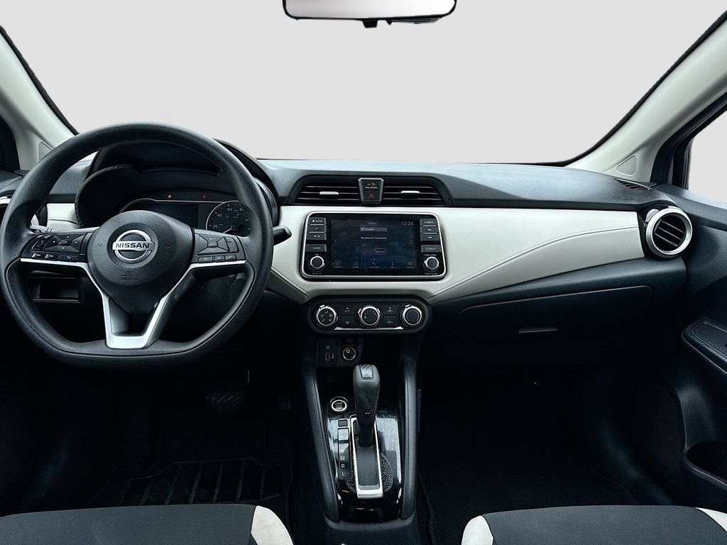 2022 Nissan Versa SV