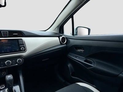 2022 Nissan Versa SV