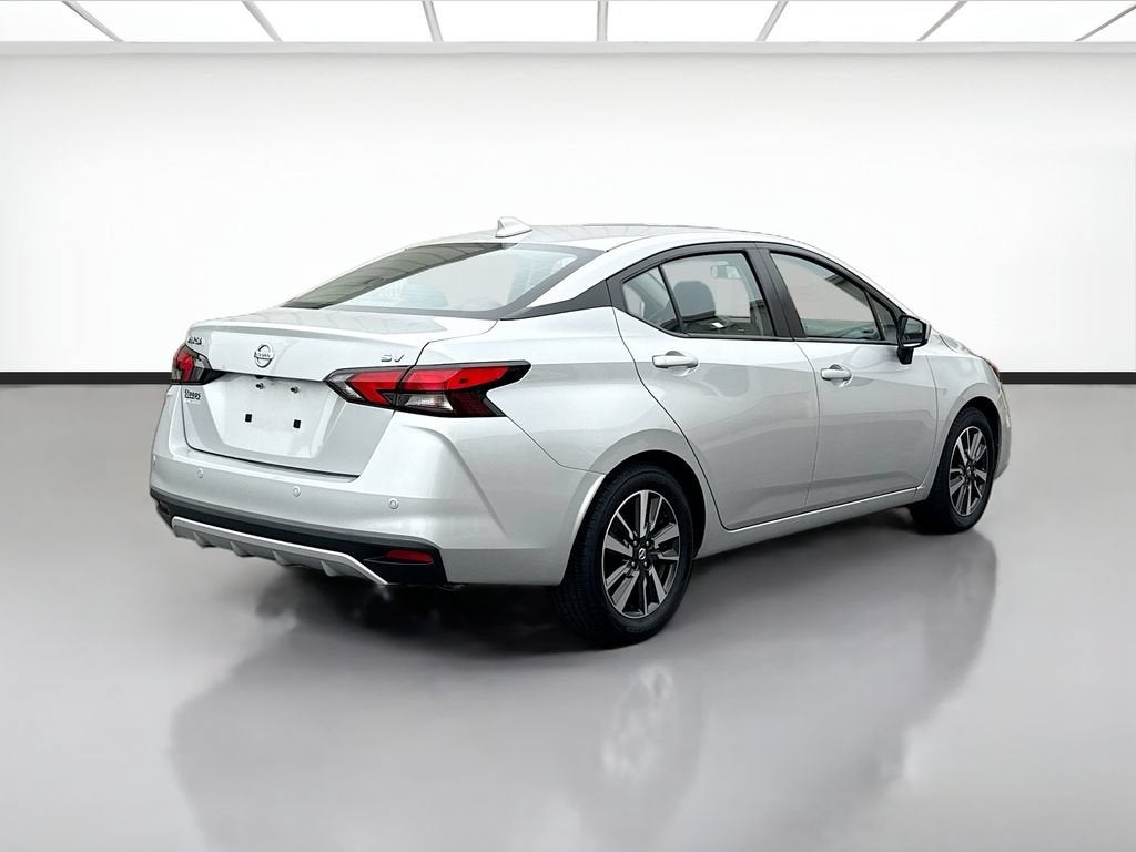 2022 Nissan Versa SV