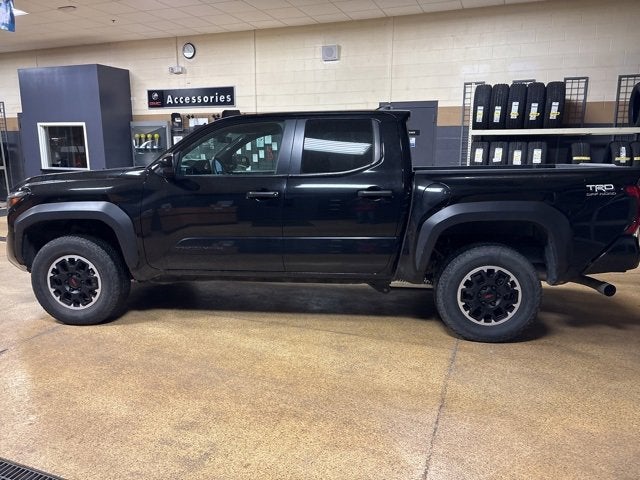 2024 Toyota Tacoma 4WD SR5