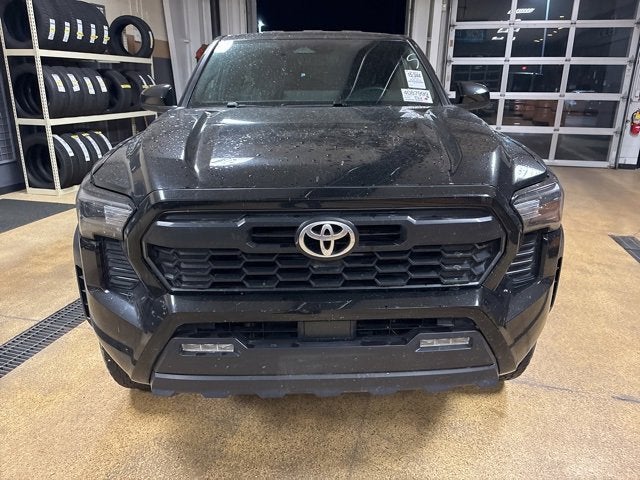2024 Toyota Tacoma 4WD SR5