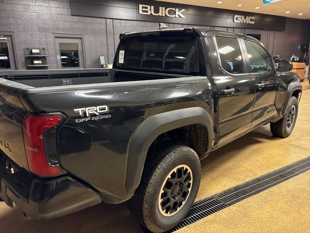 2024 Toyota Tacoma 4WD SR5