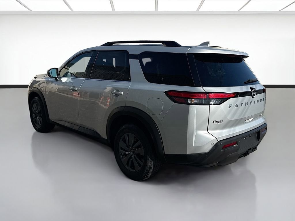 2022 Nissan Pathfinder SV 4WD