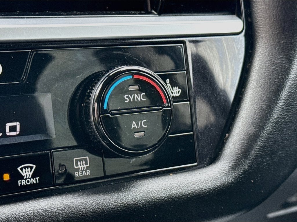 2022 Nissan Pathfinder SL 4WD