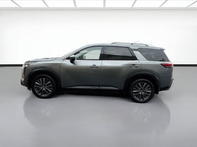 2022 Nissan Pathfinder SL 4WD