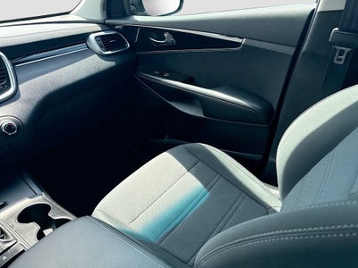 2020 Kia Sorento 2.4L LX