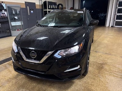 2022 Nissan Rogue Sport SL