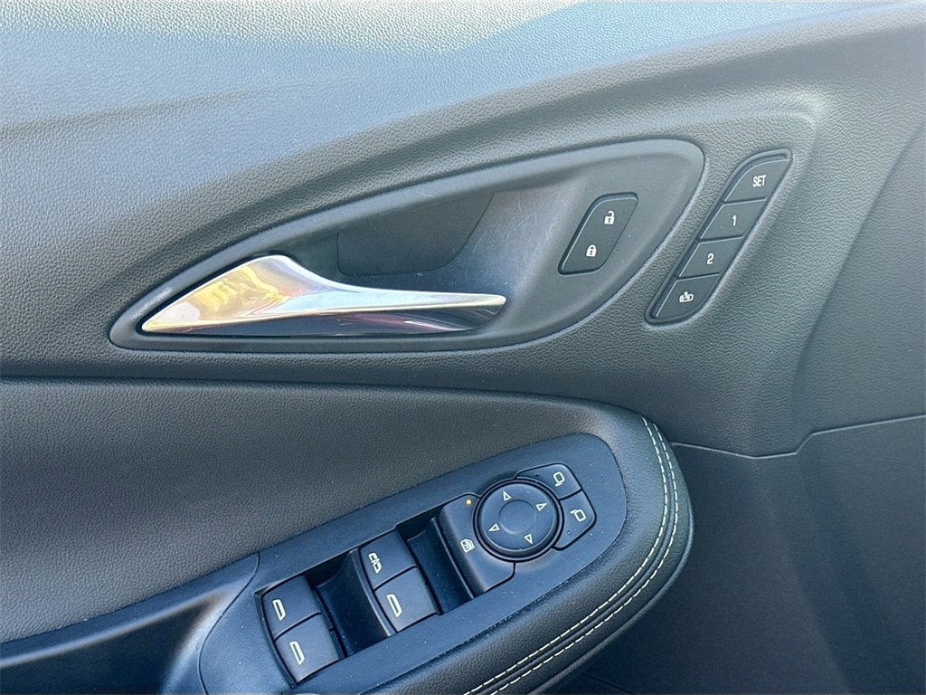 2024 Buick Encore GX Avenir