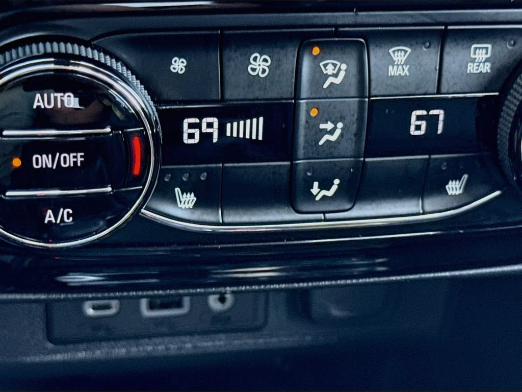 2021 Buick Encore GX Essence