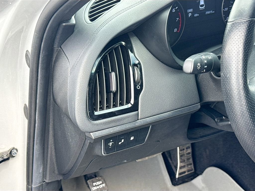 2021 Kia Stinger GT-Line