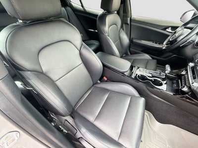 2021 Kia Stinger GT-Line