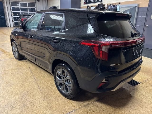 2025 Kia Seltos LX