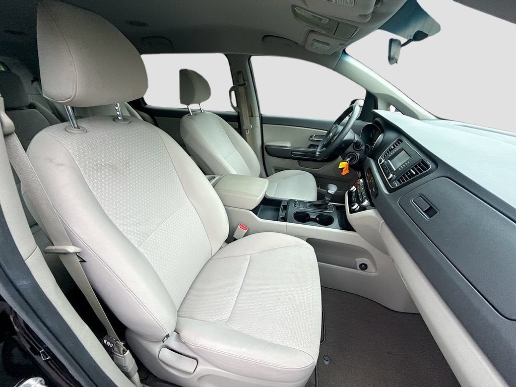 2018 Kia Sedona L