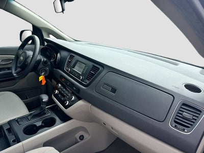 2018 Kia Sedona L