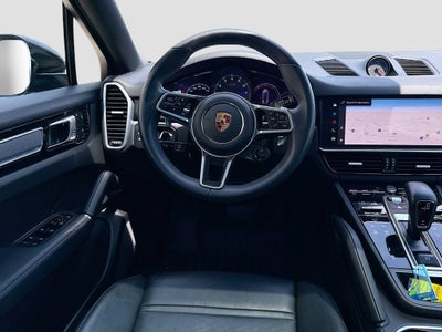 2023 Porsche Cayenne Coupe Platinum Edition