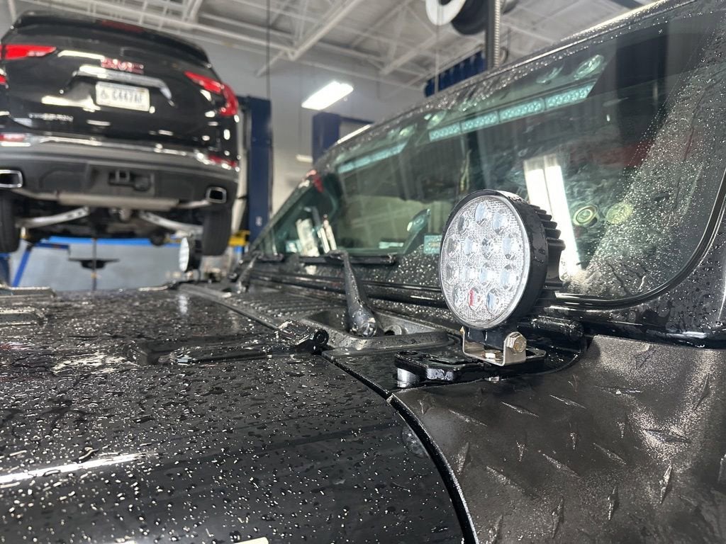 2020 Jeep Gladiator Overland 4x4