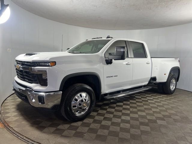 2026 Chevrolet Silverado 3500 HD LT DRW