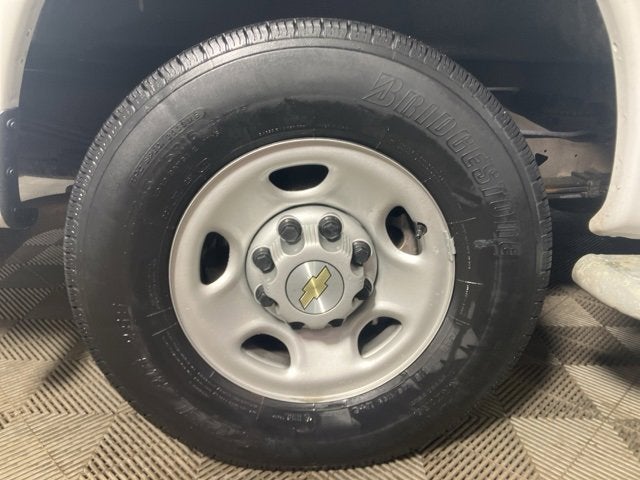 2024 Chevrolet Express Cargo 2500 WT