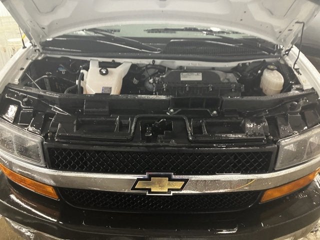 2024 Chevrolet Express Cargo 2500 WT
