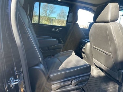 2022 GMC Yukon XL SLT