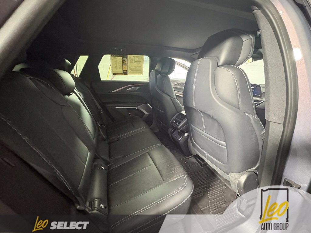 2024 Cadillac LYRIQ Sport 2